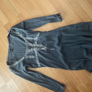 Mini dress - I nyskick från Urban outfitters, inte använd någon gång. Nypris: 550kr, säljer för 190<3