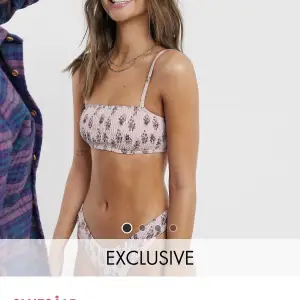 Jättesöt bikinitopp i ett blommigt mönster. Köpt på Asos från miss selfridge. Storlek 38, endast använd 1 gång! Ordinarie pris 245kr