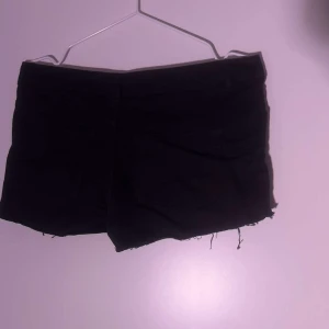 Shorts - Mjuka jeans shorts