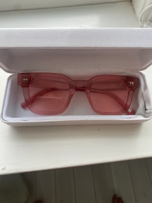 Byta eller köp Chimi  - Hej! Säljer mina jätte fina chimis rosa Chimis 04/004💘 skulle också kunna byta med någon i färg beige, grå eller grön💘 hör av er vid frågor💘