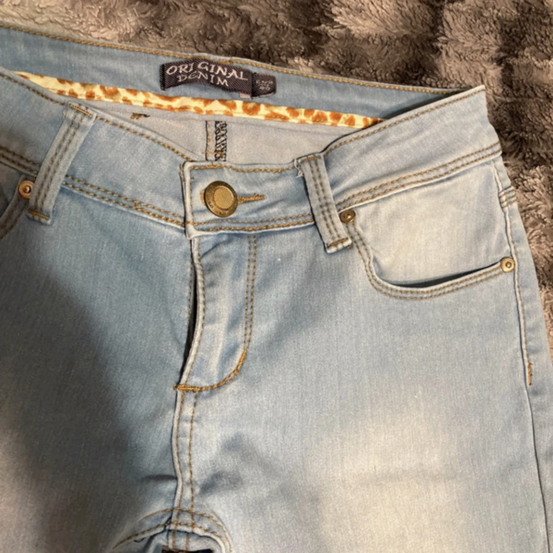 low straight jeans  - 91