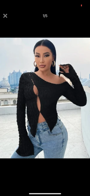 Topp - Jättefin topp, men fel storlek för mig.