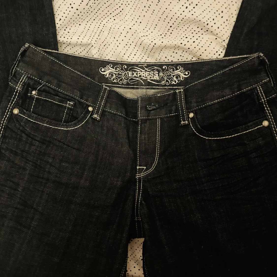  low waist jeans  - 90