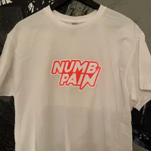 NUMBPAIN T FROM THE FLASH DROP WEEK 7