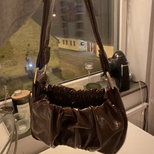 väska - Väska från nakd i perfekt skick