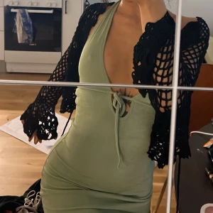 Nelly klänning - Säljer då jag aldrig använt den!