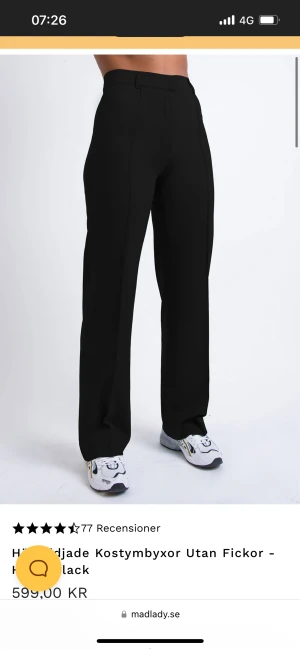 Madlady kosu - Säljer dessa superfina kostymbyxor använda kanske 4 gånger är i superfint skick.  Köpta för 599 säljer för halva. Storlek w34 L.regular. Skriv för fler bilden 