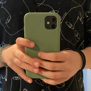 Mönstrad blus/skjorta - Säljer en jättefin skjorta från monki då den blivit för liten!