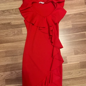 Klänning - Jättefin klänning i storlek xs.Säljs pga den är för liten för mig.