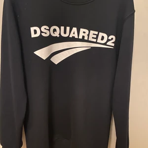 Dsquared2 tröja  - Aldrig använd 