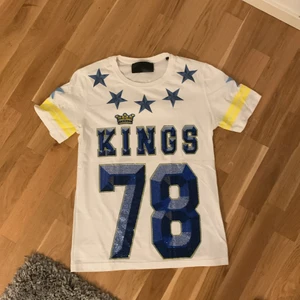 Philipp Plein T-shirt. - 10/10 skick. Köpt för 1200kr. Inte använt på ett år.