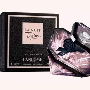 Ny parfym från Lancome, köpt på Kicks. 