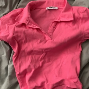 Rosa tröja - Köpt på newyorker. Nästan aldrig använd