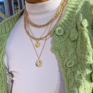 Halsband - Halsband med flera lager från nakd! Väldigt fint skick 