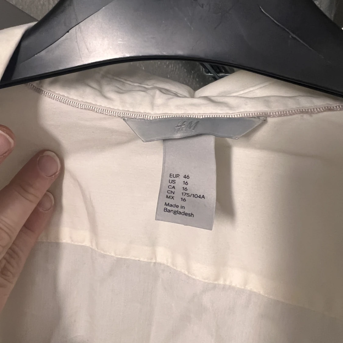 Vit skjorta från HM - 90