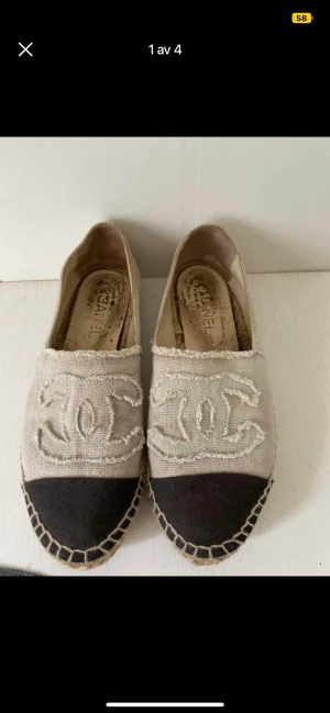chanel espadrilles beige - Mina fina chanel har blivit försmå annars skulle jag aldrig sälja dom..  Tyvärr har jag inte lådan kvar. Storlek 38 men passar en 38,5 oxå. 
