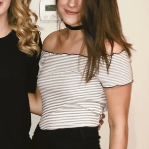 Tube top - Blå och vit topp från zara. Bra condition 