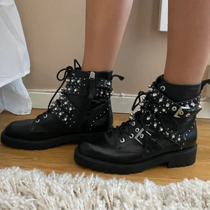Boots Zara - Boots från Zara, strl 38, aldrig använda