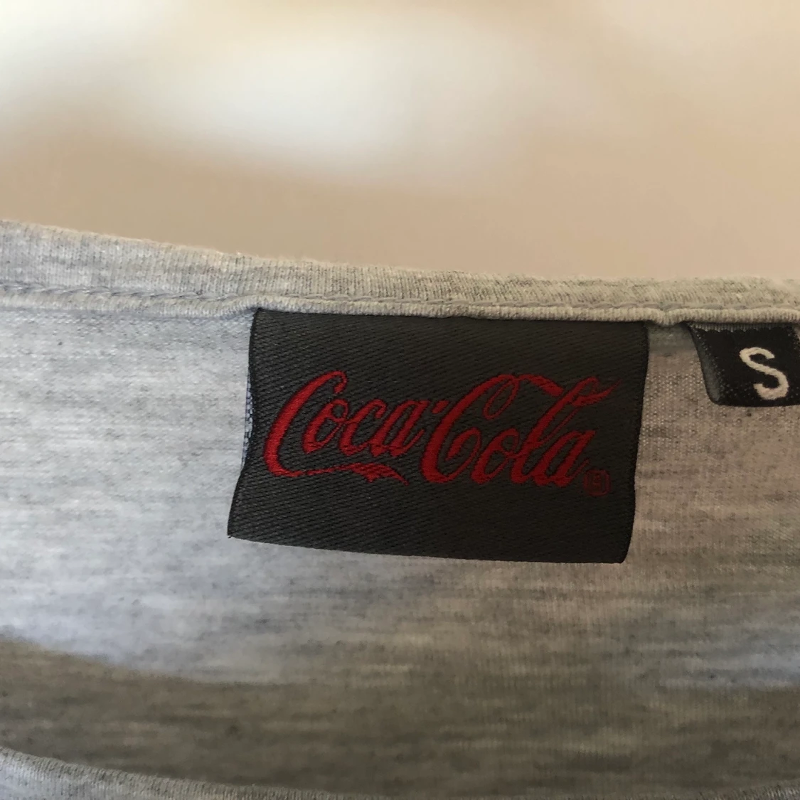 Grå coca cola tröja  - 90