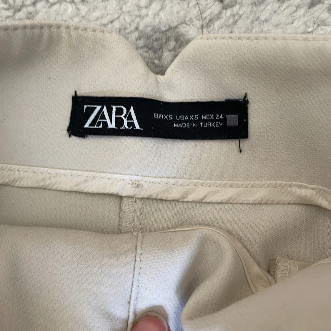 Beiga kostymbyxor - 91