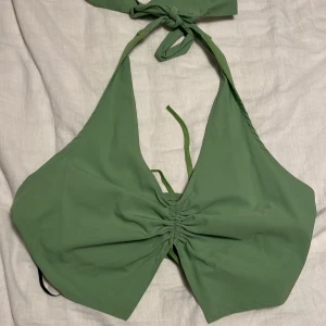 Grönt linne - Grönt linne från H&M, använt en gång