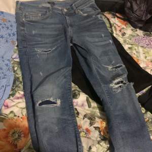 Jeans från River Island storlek 32