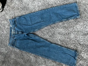 Vailent jeans - Använda under 1 sommar Köpta för 600