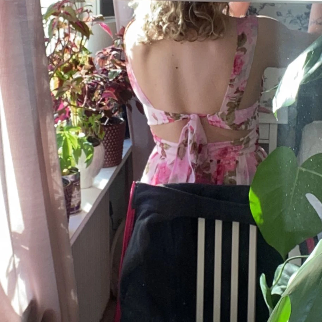 Blommig klänning - 90