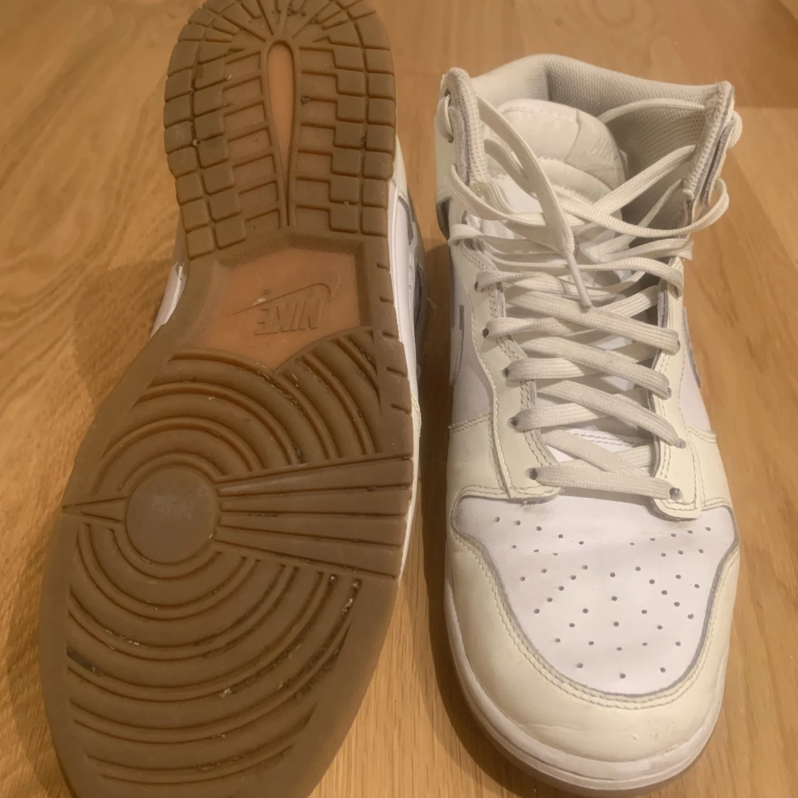 Nike Dunk High Sail Gum - 90