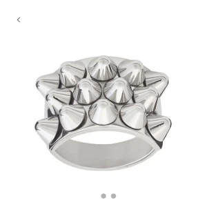 Edblad ring  - Säljer nu min fin Edblad ring!! Kommit väl till användning, men väljer att säga nu💘💘 Buda!!!!