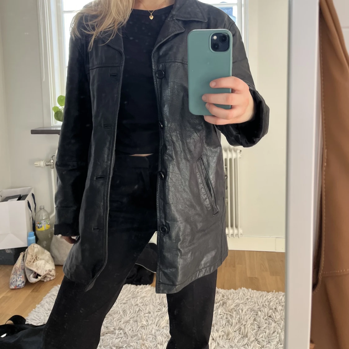 Svart skinnjacka - 91