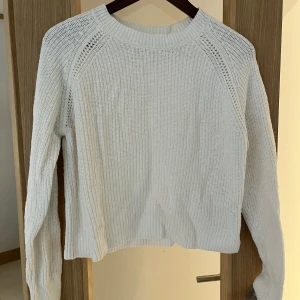 Levi’s stickad tröja - Jättefin stickad tröja från Levi’s i 100% bomull. Stl XS men passar även S 