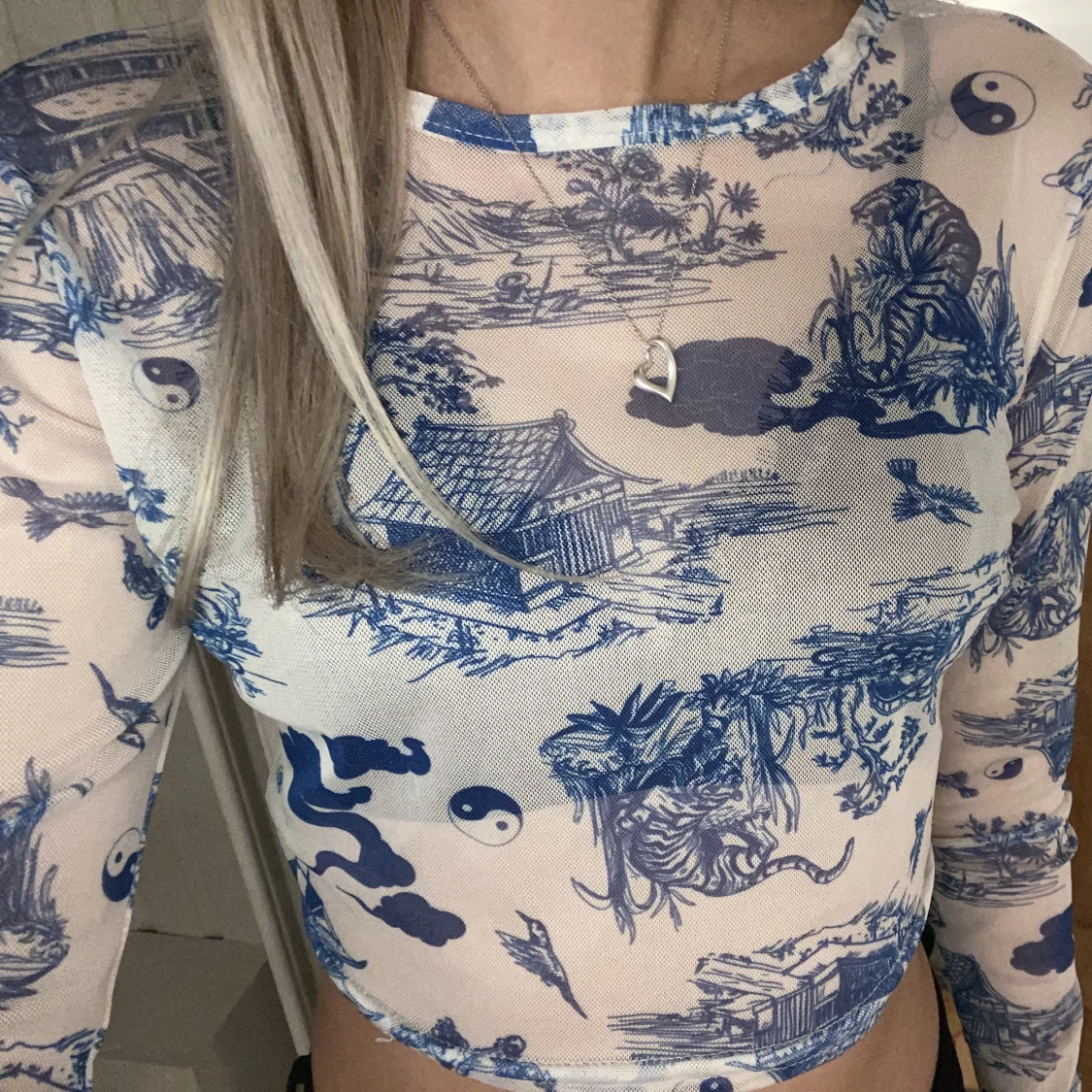 Genomskinlig topp - 91