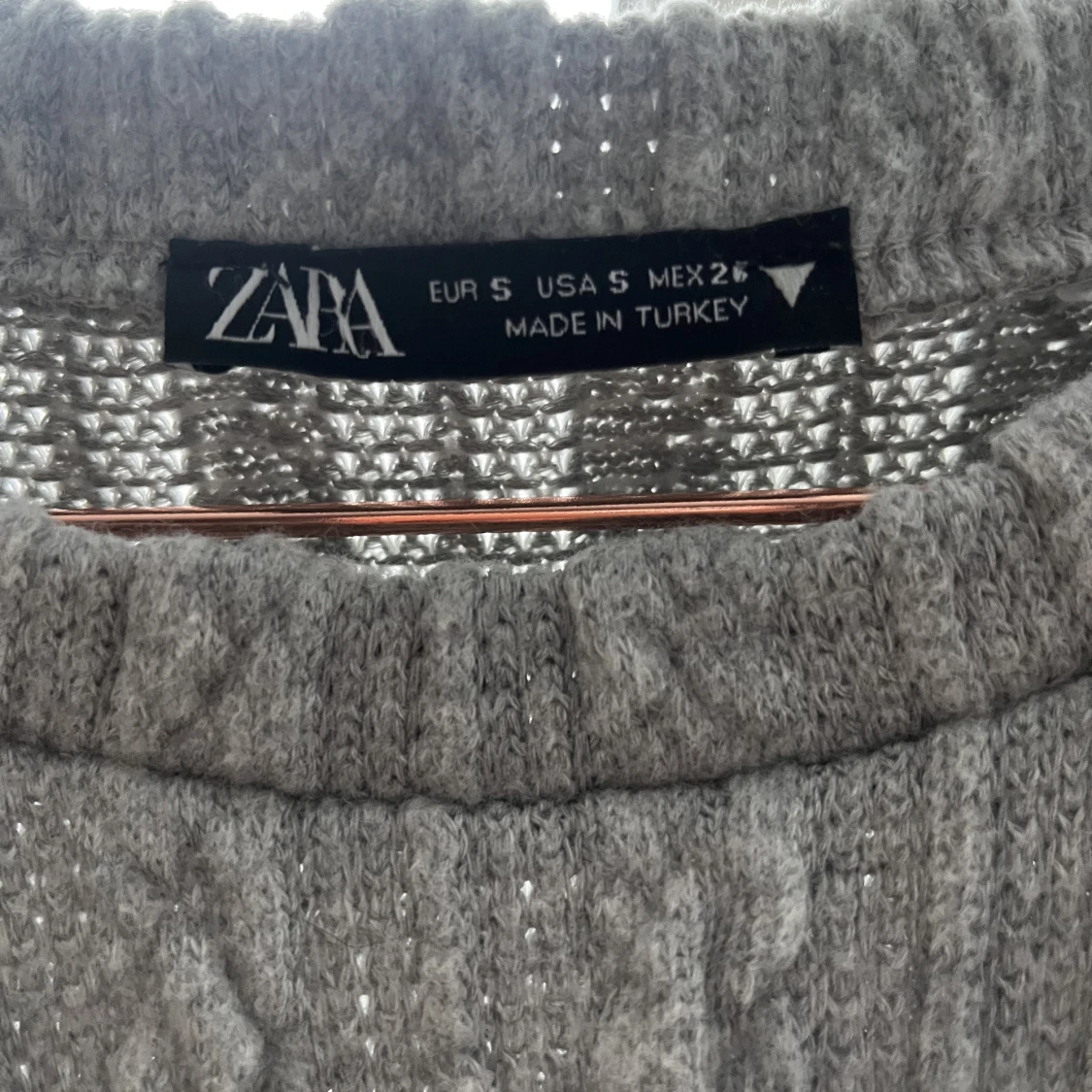 Stickad tröja pärlor Zara - 90