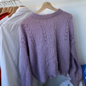 Stickad tröja  - Stickad tröja från Nakd 