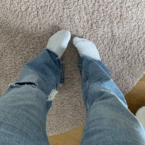 Jeans  - Fina jeans från Gina. Inte använda mycket. Säljer för dem är förstora för mig 