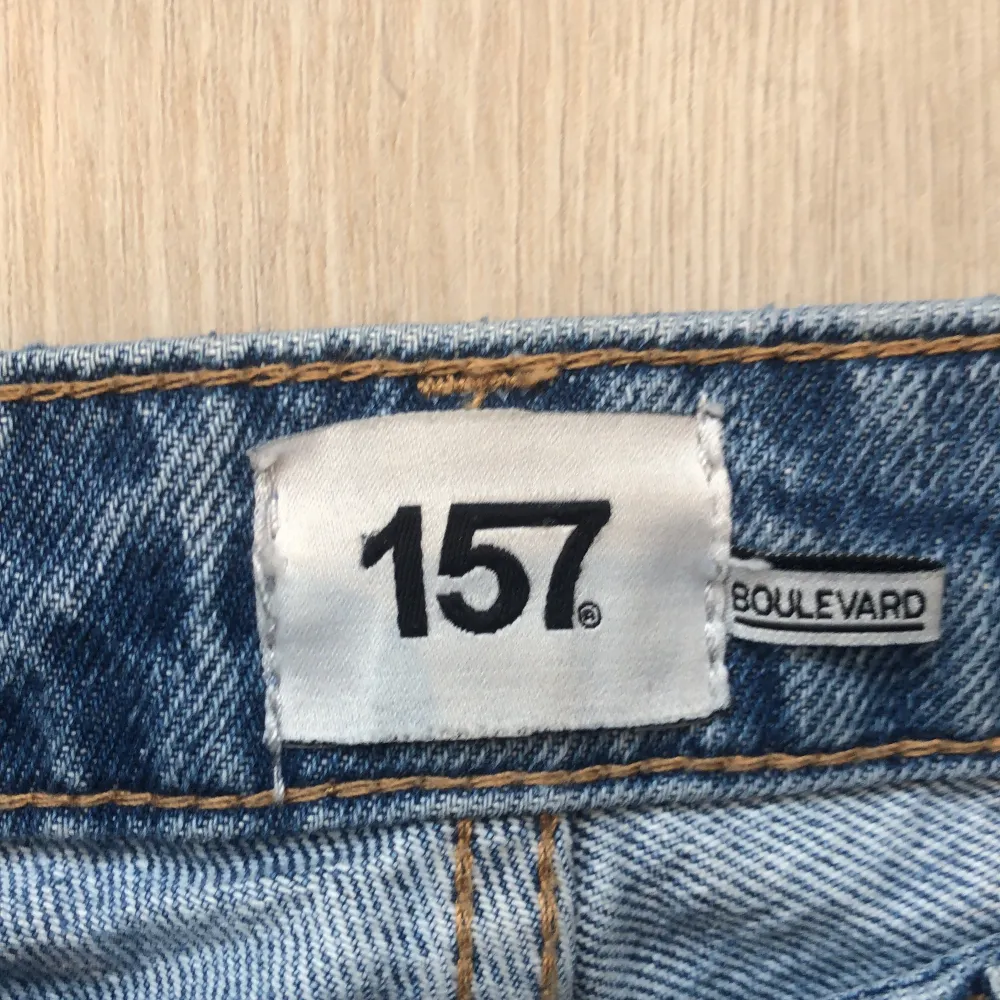 Blåa håliga jeans från lager 157💙. Jeans & Byxor.