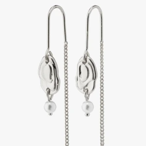 örhängen  -  Jättefina örhängen från pilgrim, Som tyvärr inte kommer till användning❤️de rostar inte.  köparen står för frakt 