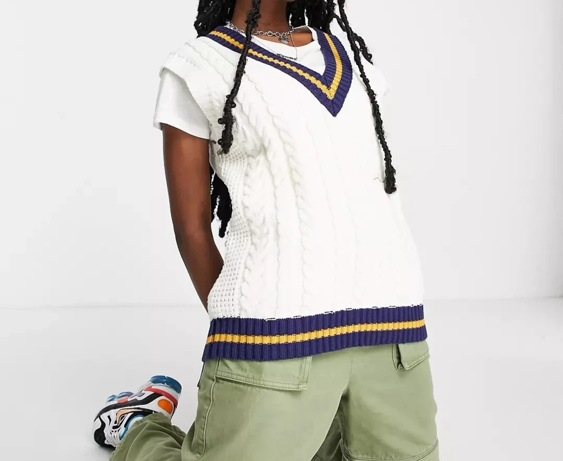 Oversized stickad väst