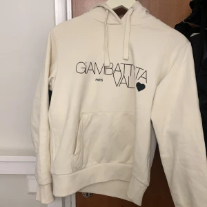 Hoddie  - Hoddie aldrig använd skön 