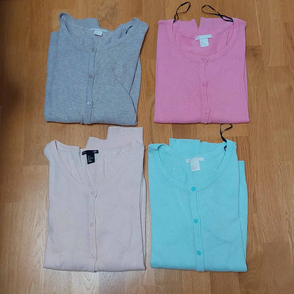 H&M colorful tops. Perfect to put over a short sleeved shirt. Beautiful colors. Each one costs 29kr or all four for 100kr. Tröjor & Koftor.