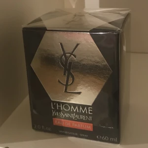 Yves Saint Laurent L’Homme edp 60 ml - Oöppnad förpackning  Nypris 849 kr