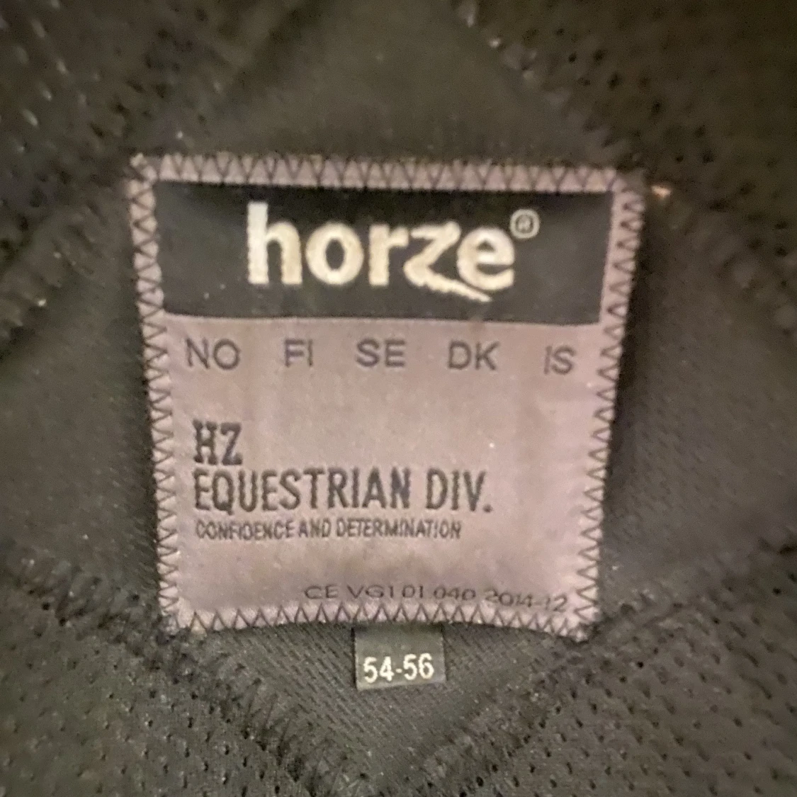 Horze ridhjälm - 91