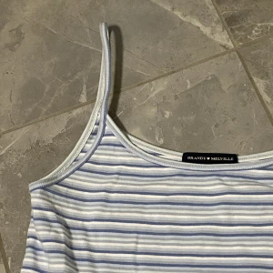 Brandy Melville linne - Blå randigt linne❤️