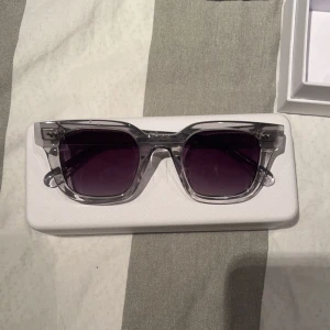 Chimi 04 grey - Chimi 04 grå Cond 9/10