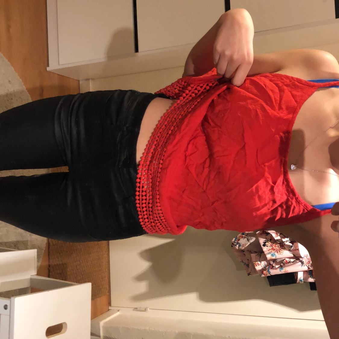 Röd topp från Superdry  - 90