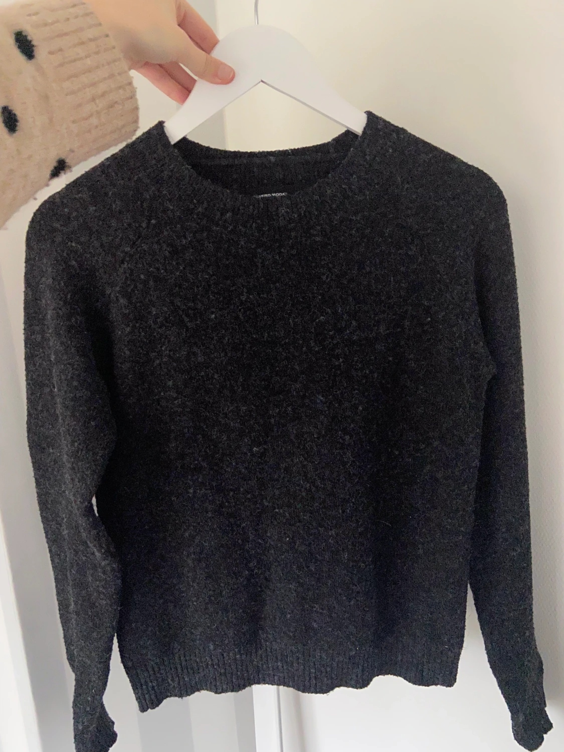 Grå stickad tröja - 90