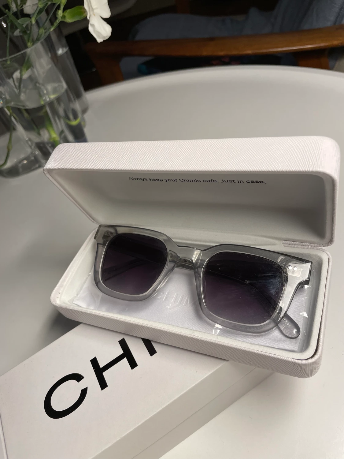 CHIMI 04 GREY & EYEWEAR