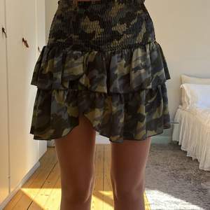 kjol från neo noir i strl S