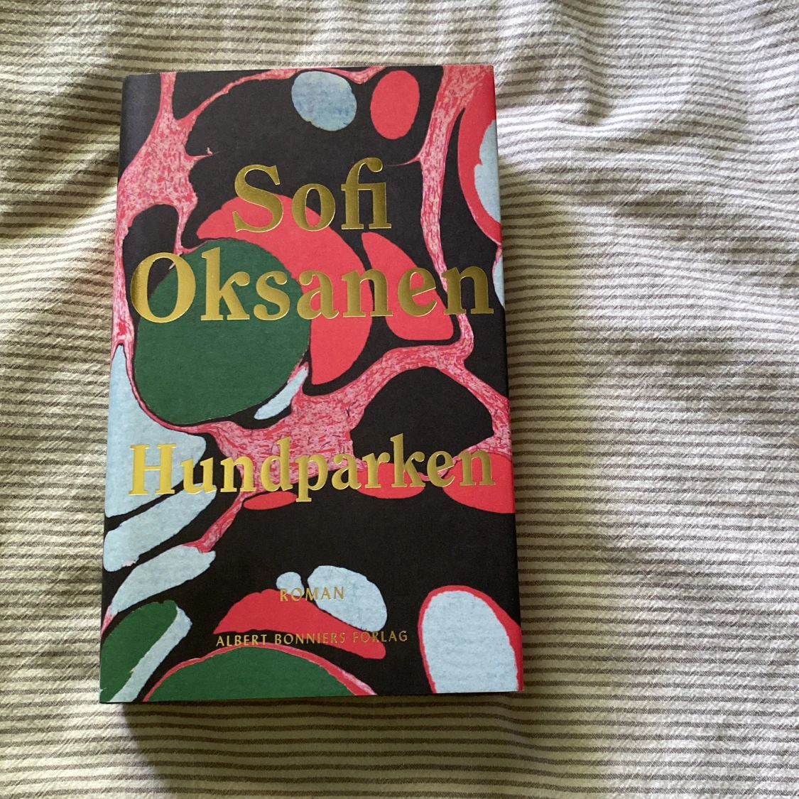 Hundparken av Sofi Oksanen